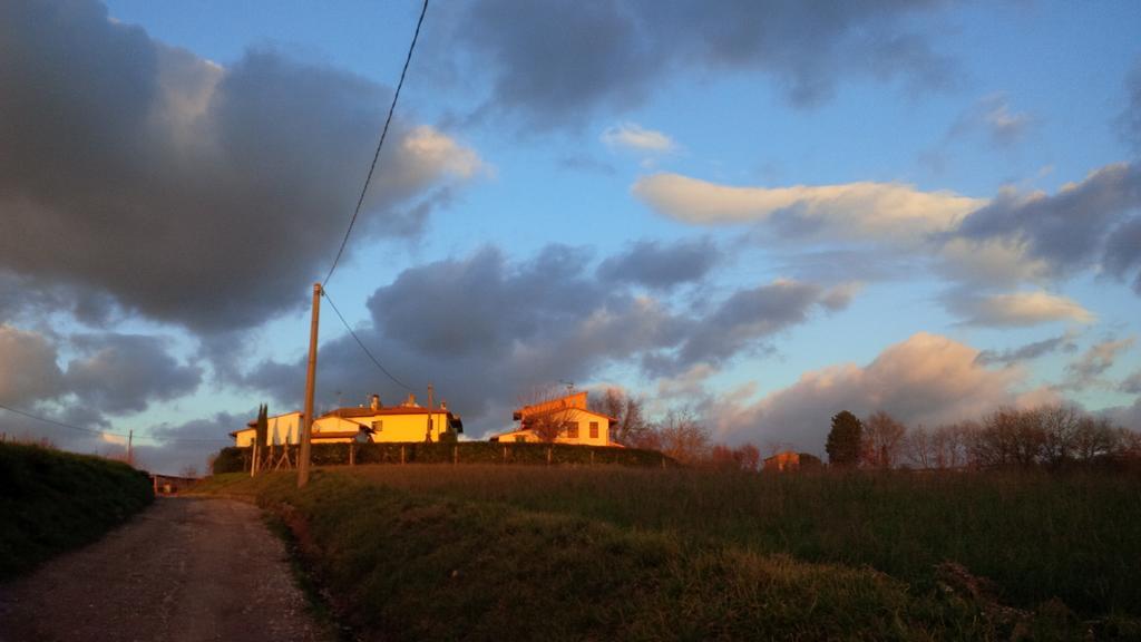Cerbaia Agriturismo Le Caselle الغرفة الصورة